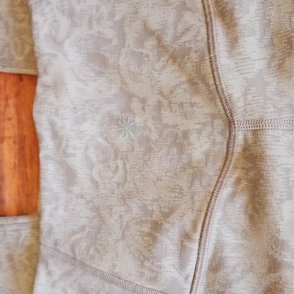 M Athleta gym leggings - Picture 7 of 8